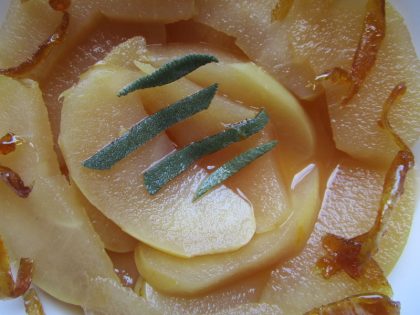 Apple sliced and braised with fresh sage, cinnamon stick and cane sugar.