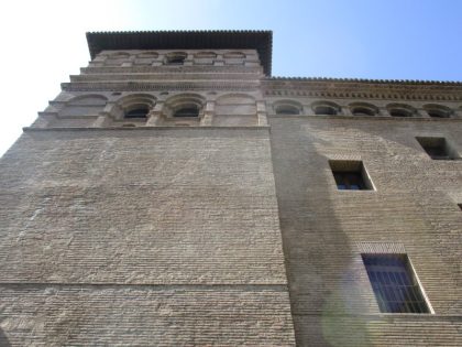 Both Altamiras and Goya would have known the palatial mudéjar facades along El Coso, Zaragoza’s wide thoroughfare.